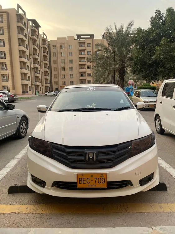 Honda City 2015 for Sale in Karachi Image-1