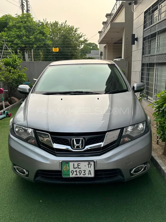 Honda City 2017 for Sale in Lahore Image-1