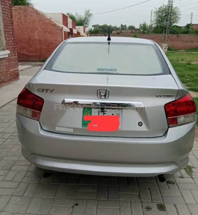 Honda City 2010 for Sale in Shahpur Saddar Image-1