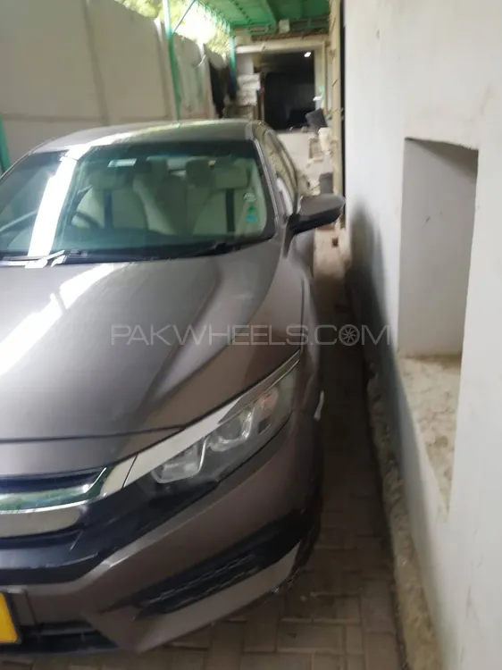 ہونڈا سوک 2017 for Sale in کراچی Image-1