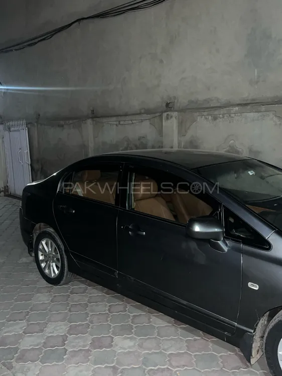 Honda Civic 2010 for Sale in Sheikhupura Image-1