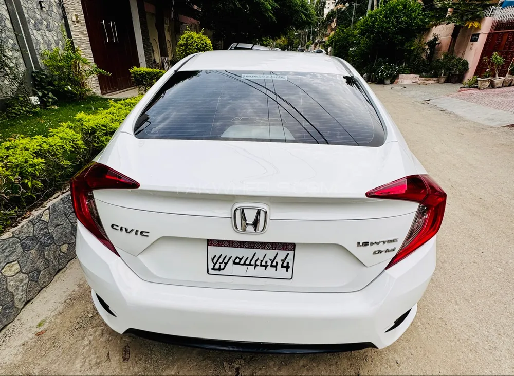 Honda Civic 2017 for Sale in Karachi Image-1
