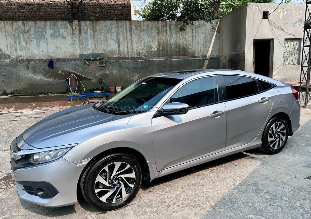 Honda Civic 2017 for Sale in Islamabad Image-1