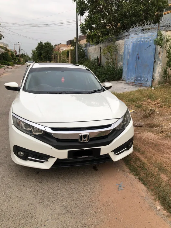 Honda Civic 2017 for Sale in Peshawar Image-1