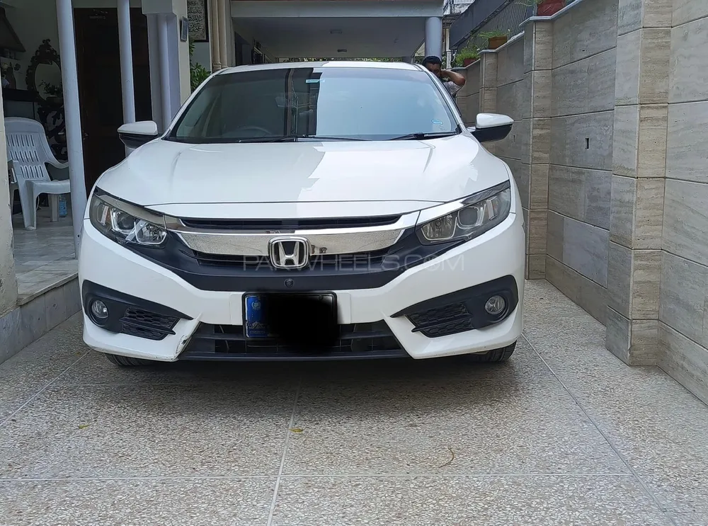 Honda Civic 2018 for Sale in Islamabad Image-1