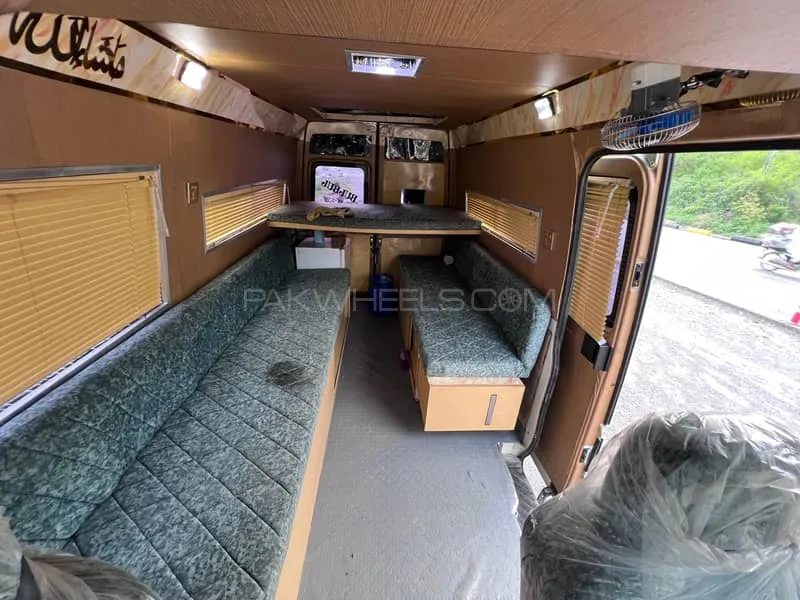 Mercedes Benz Other 1996 for Sale in Islamabad Image-1