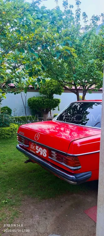 Mercedes Benz C Class 1980 for Sale in Abbottabad Image-1