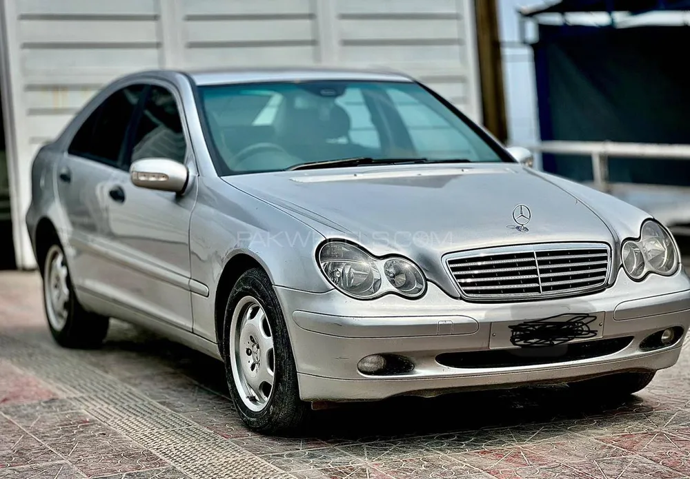 Mercedes Benz E Class 2003 for Sale in Islamabad Image-1
