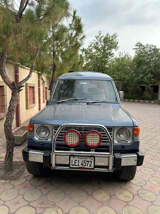 Mitsubishi Pajero 1986 for Sale in Peshawar Image-1