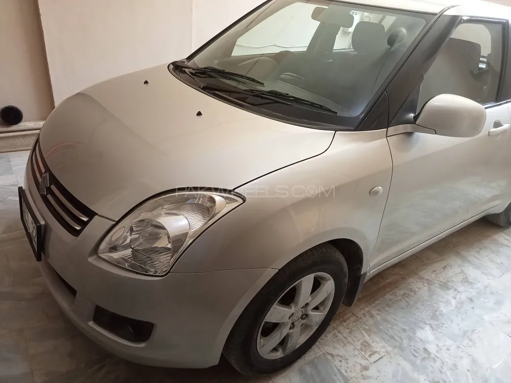 Suzuki Swift 2013 for Sale in Karachi Image-1