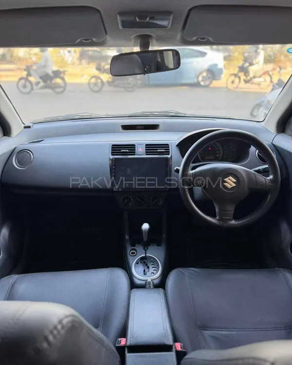 Suzuki Swift 2015 for Sale in Karachi Image-1