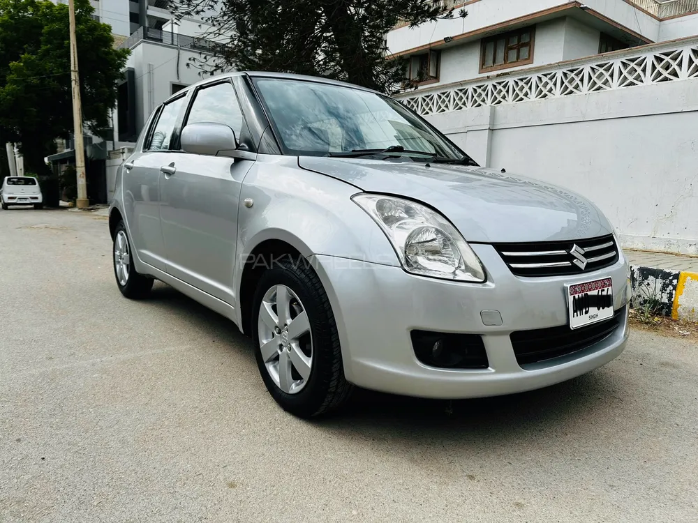 Suzuki Swift 2011 for Sale in Karachi Image-1