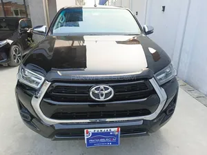 Toyota Hilux Revo V Automatic 2.8 2023 for Sale