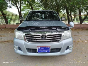Toyota Hilux Vigo Champ G 2013 for Sale