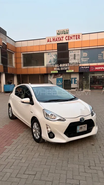 Toyota Aqua 2019 for Sale in Sialkot Image-1