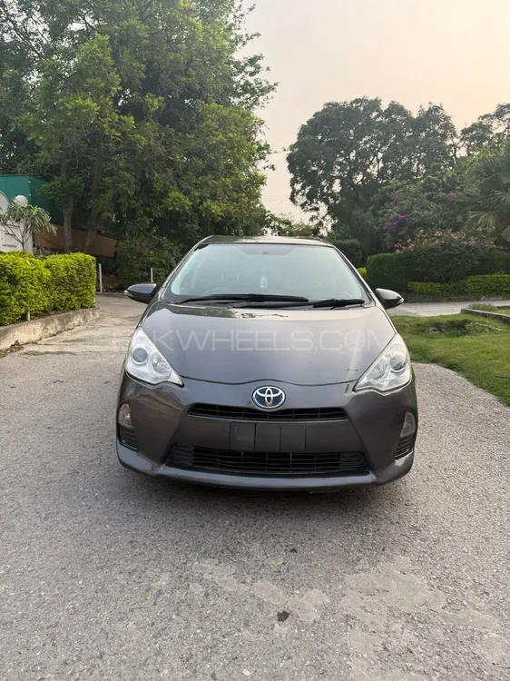 Toyota Aqua 2013 for Sale in Islamabad Image-1
