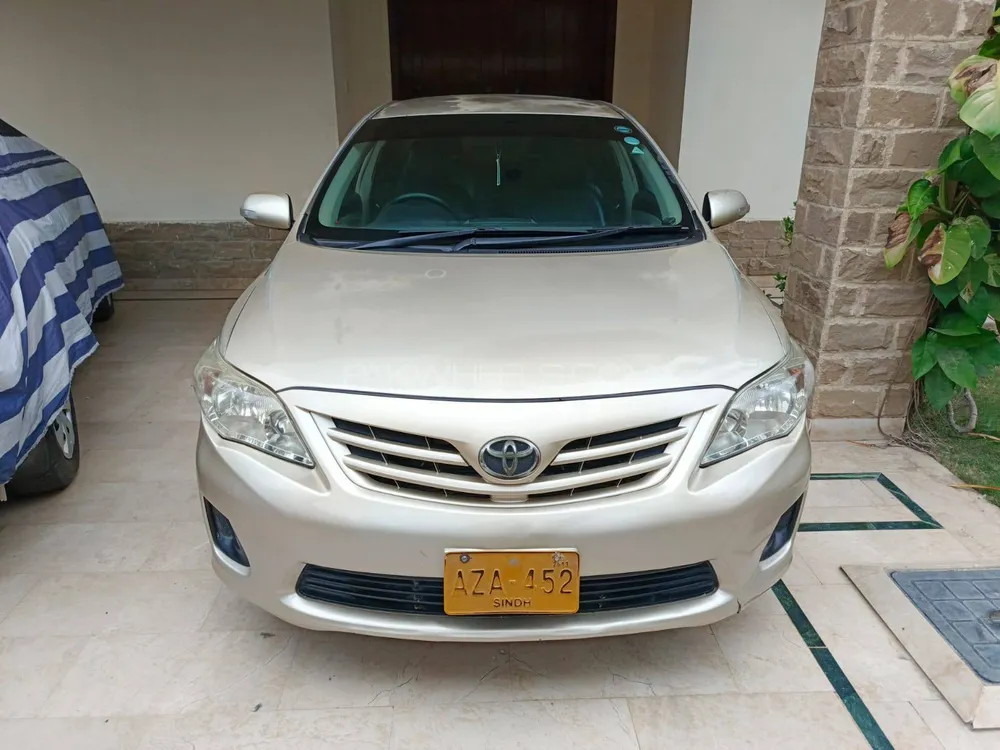 Toyota Corolla 2013 for Sale in Karachi Image-1