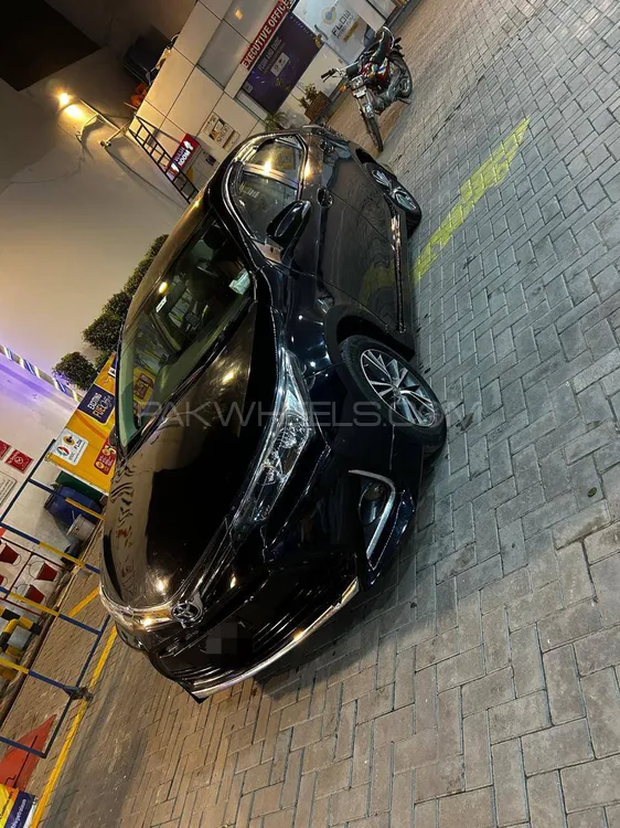Toyota Corolla 2018 for Sale in Gujranwala Image-1