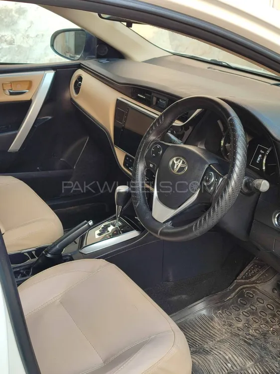 Toyota Corolla 2017 for Sale in Sadiqabad Image-1