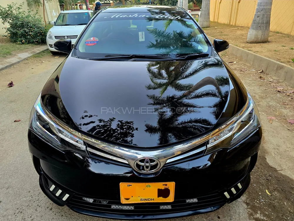 Toyota Corolla 2019 for Sale in Karachi Image-1