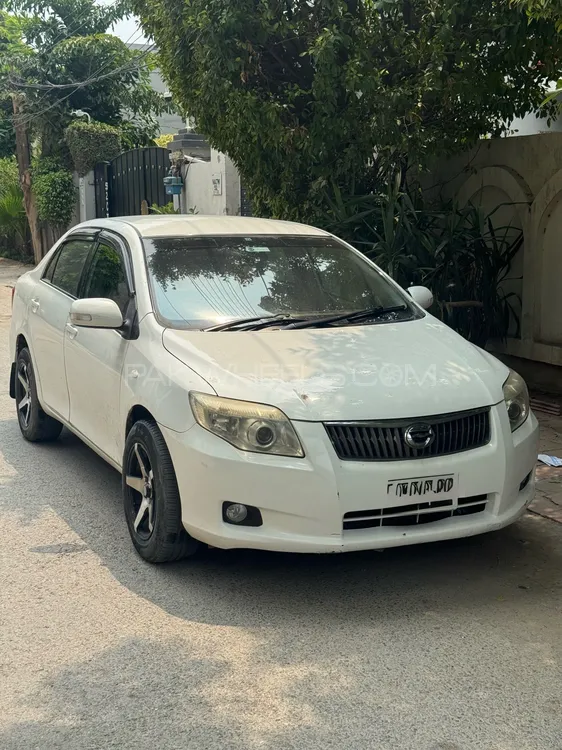 Toyota Corolla Axio 2006 for Sale in Lahore Image-1