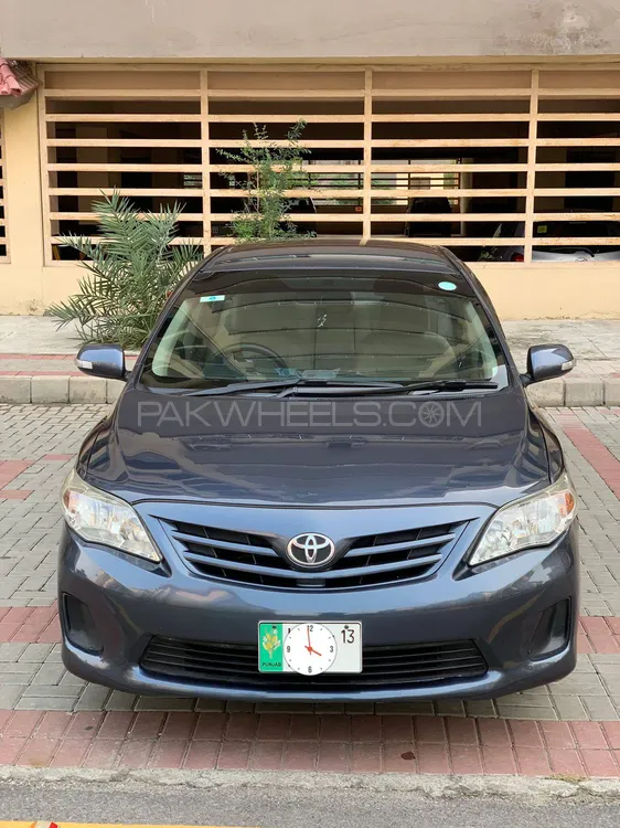Toyota Corolla 2013 for Sale in Lahore Image-1