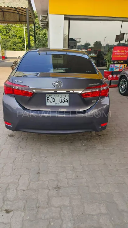 Toyota Corolla 2017 for Sale in Khanewal Image-1
