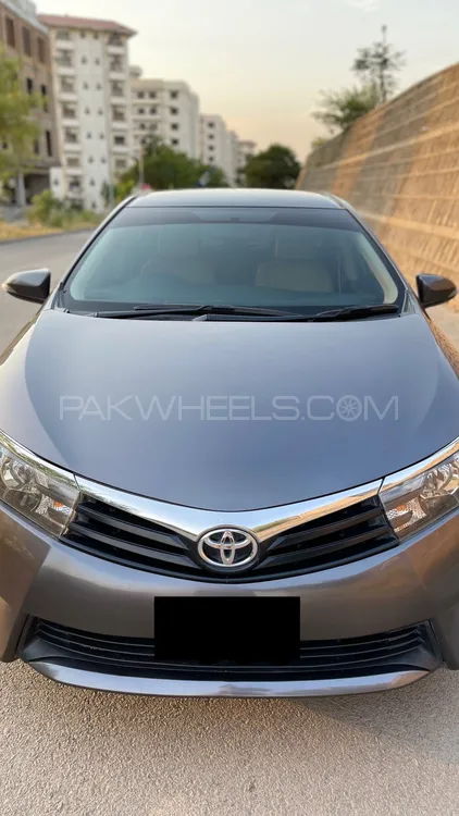 Toyota Corolla 2017 for Sale in Islamabad Image-1