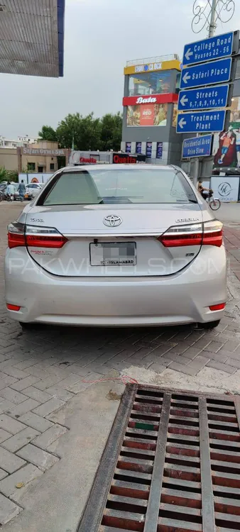 Toyota Corolla 2018 for Sale in Islamabad Image-1