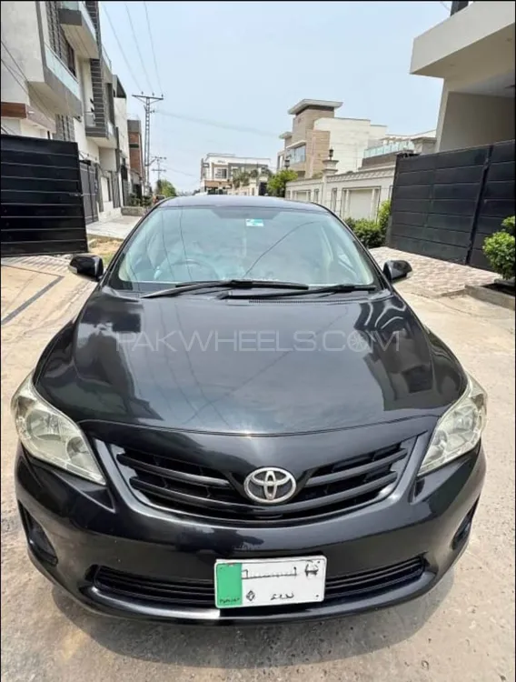 Toyota Corolla 2014 for Sale in Lahore Image-1