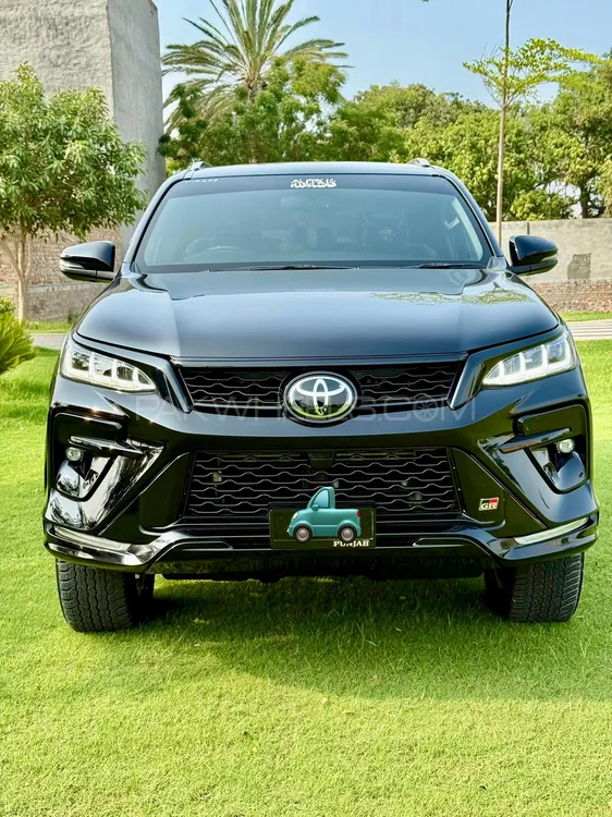Toyota Fortuner 2023 for Sale in Pak pattan sharif Image-1