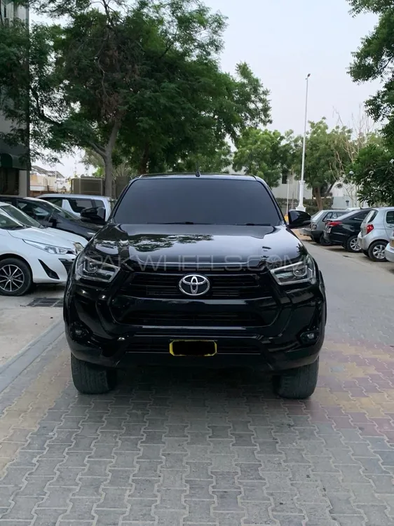 Toyota Hilux 2021 for Sale in Karachi Image-1