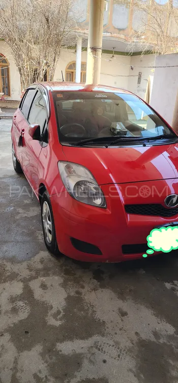 Toyota Vitz 2008 for Sale in Mardan Image-1