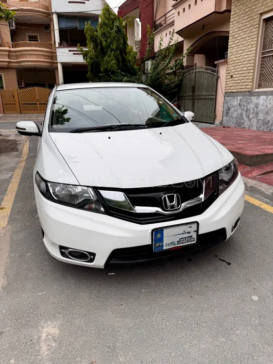 Honda City 2018 for Sale in Lahore Image-1