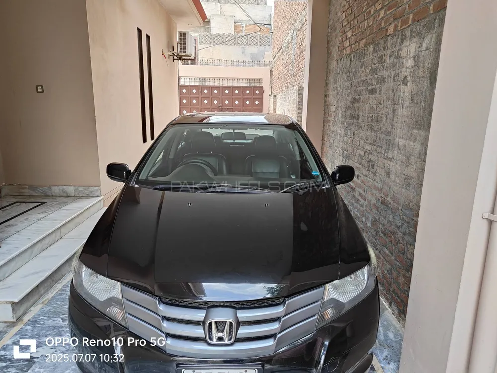 Honda City 2011 for Sale in Multan Image-1