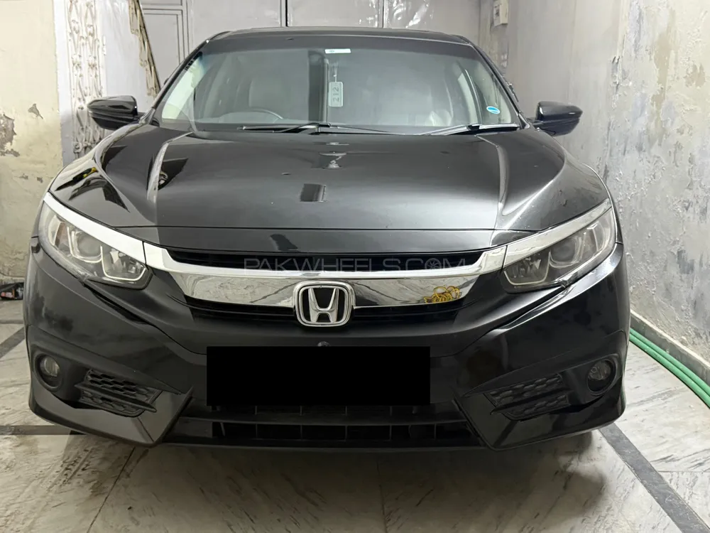 Honda Civic 2018 for Sale in Rawalpindi Image-1
