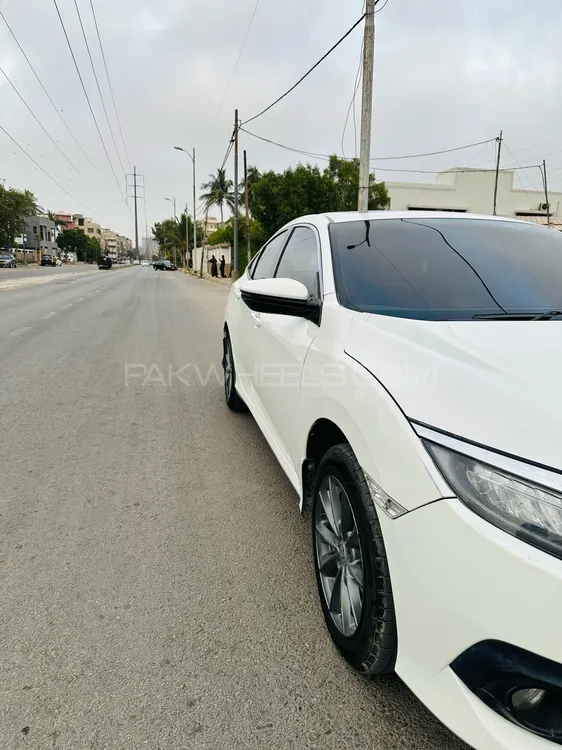 Honda Civic 2018 for Sale in Karachi Image-1