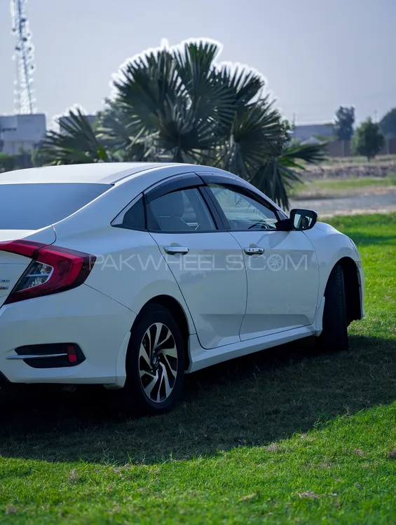 Honda Civic 2019 for Sale in Qila Deedar Singh Image-1