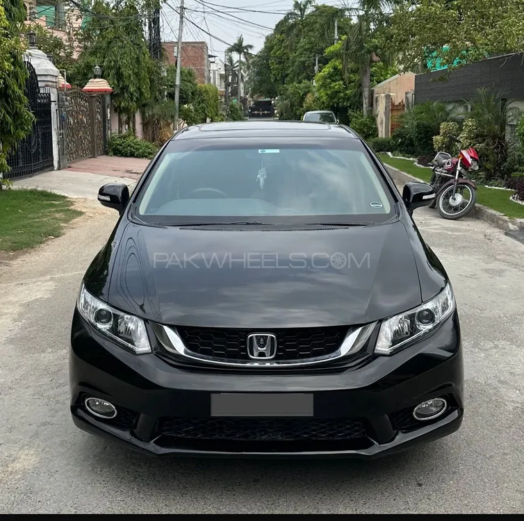 Honda Civic 2015 for Sale in Lahore Image-1