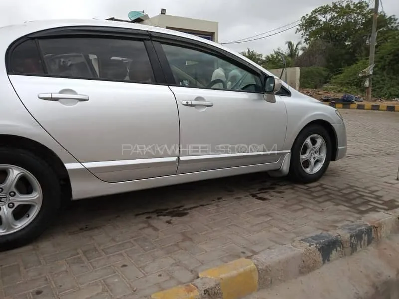 Honda Civic 2010 for Sale in Multan Image-1