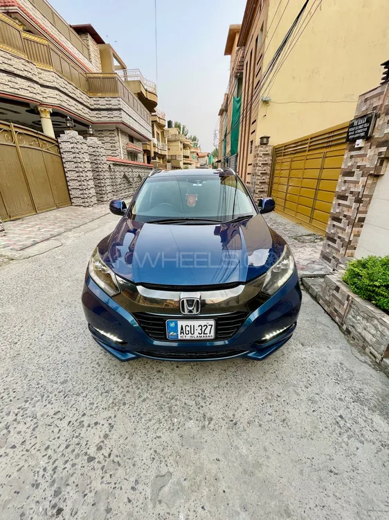Honda Vezel 2014 for Sale in Abbottabad Image-1