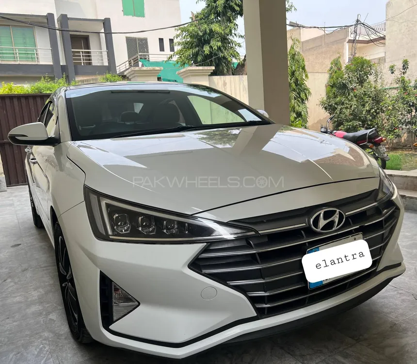 Hyundai Elantra 2022 for Sale in Faisalabad Image-1
