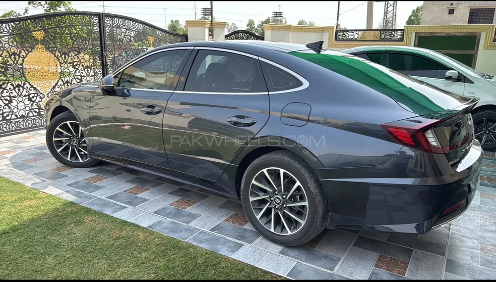 Hyundai Sonata 2022 for Sale in Lahore Image-1
