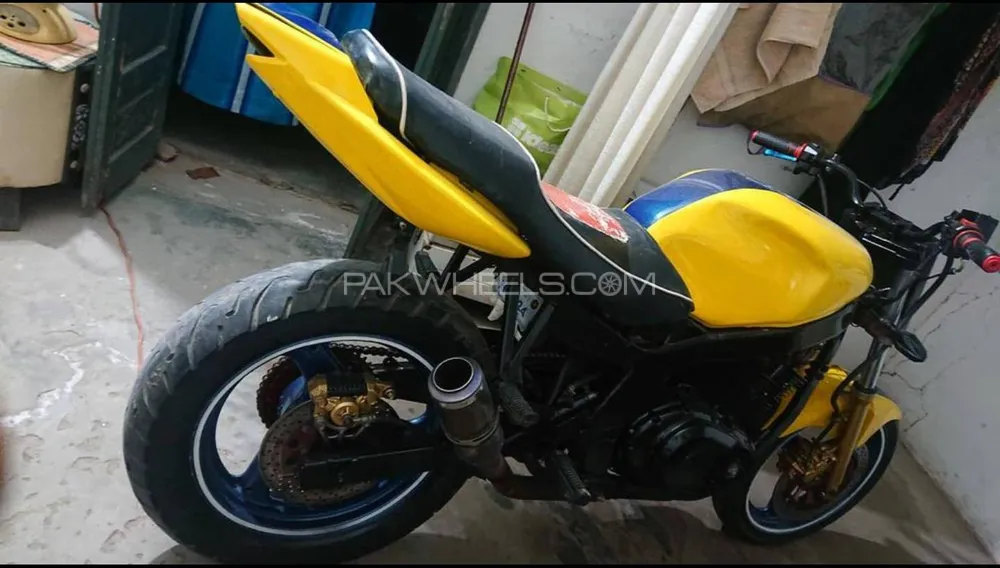 Suzuki GS500E 2004 for Sale Image-1