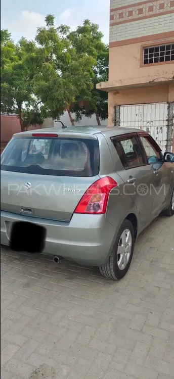 Suzuki Swift 2011 for Sale in Lahore Image-1