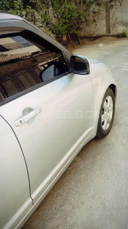 Suzuki Swift 2011 for Sale in Gujranwala Image-1