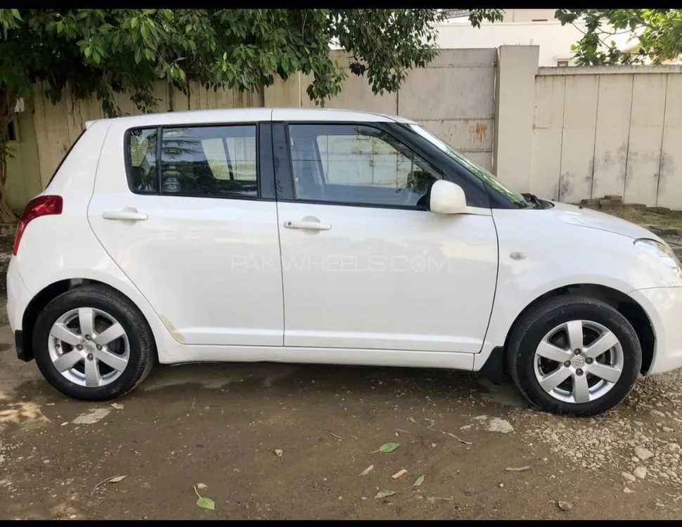 Suzuki Swift 2018 for Sale in Karachi Image-1