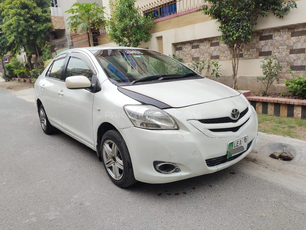 Toyota Belta 2010 for Sale in Lahore Image-1