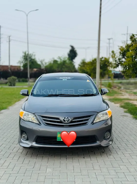 Toyota Corolla 2013 for Sale in Faisalabad Image-1