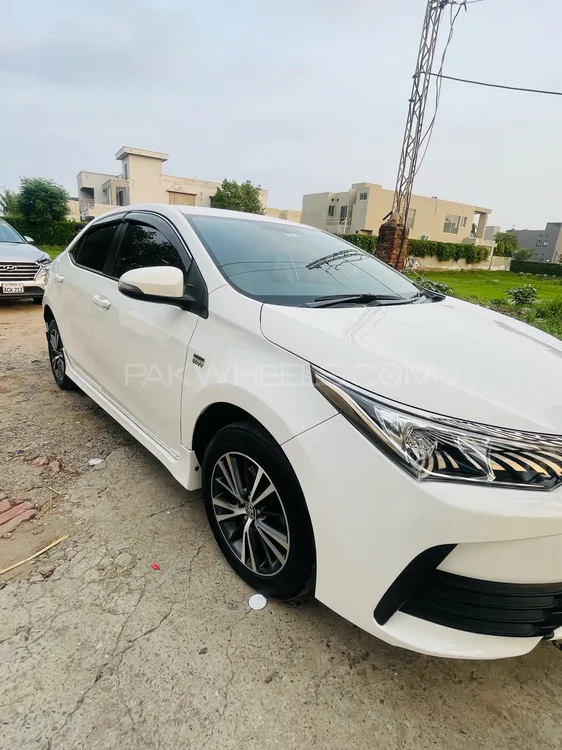 Toyota Corolla 2020 for Sale in Lahore Image-1